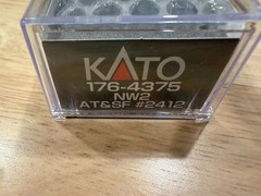 (N) Kato 176-4375 EMD NW2, Santa Fe (AT&FE) #2412, Standard DC Locomotive (New)