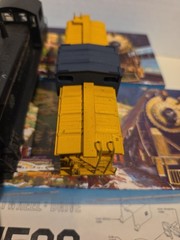 Athearn HO Southern #2400 SW-1500 Diesel Engine DC/ Alaska Railroad Caboose