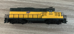 Walthers 931-110 HO Chicago North Western EMD GP9M Diesel Locomotive #4502 RUNS