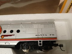 NOS Bachmann Santa Fe 0680 EMD FT Diesel Locomotive HO Tested LIGHT/Box NICE