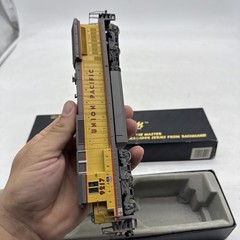 Bachmann Spectrum HO Union Pacific GE Dash 8-40C Diesel Locomotive #9217