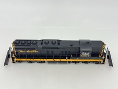 HO Walthers Proto 2000 Rio Grande EMD SD9 Diesel Locomotive D&RGW #5307