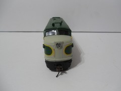 WALTHERS TRAINLINE ~ SOUTHERN FA-1 POWERED LOCOTMOTIVE #2853 ~ LOT C ~ HO SCALE