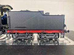 Trainbuilder – Victorian Railways – J Class # J502 Black & Red Steam Locomotive