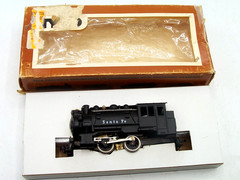 mint Vintage Mantua Tyco HO 0-4-0 Locomotive 3992 Santa Fe Saddle Tank switcher