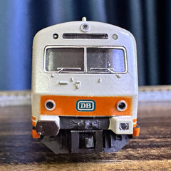 Minitrix N Scale DB BR111 Electric Locomotive 111 118-6 Analog DC Pantograph