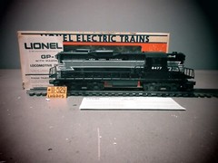 Lionel 6-8477 New York Central GP9 Powered Diesel LOCOMOTIVE #8477 w/Horn O.B.