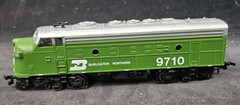 BACHMANN HO BURLINGTON NORTHERN EMD F9 DIESEL LOCOMOTIVE #9710 – TESTED