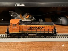 BNSF 3703 Custom Weathered HO SCALE Engine