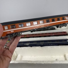 SBB CFF Electric Locomotive 10047 Green With Restaurant Car, Sleeping Car + More