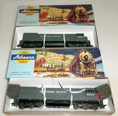 HO Scale Athearn PAIR U-33-C Southern Pacific Power #3503 & Dummy #3513 NIB