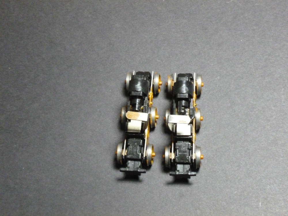 Ho Athearn Diesel locomotive SD40-2 6 wheel trucks worm gear pair