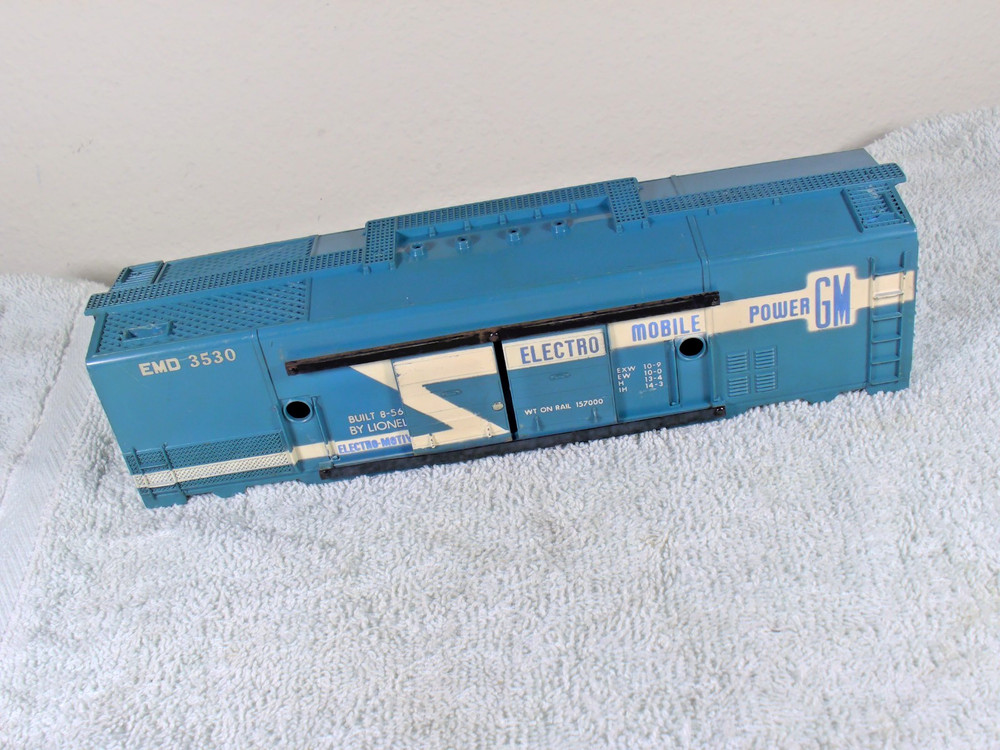 Body for Lionel 3530 Operating Generator Car Hard variation, white stripe to end