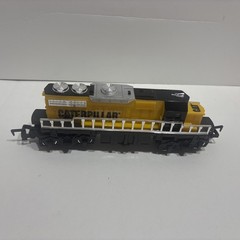Toy State O Gauge Battery Operated Caterpillar Diesel Locomotive Engine Working