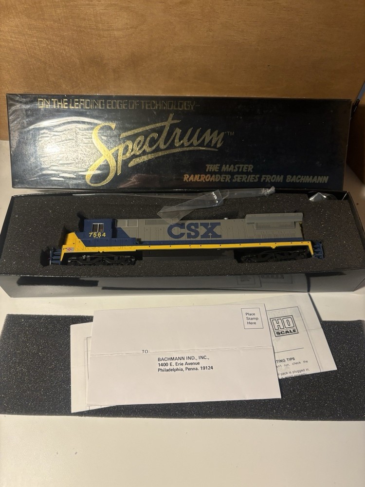 Bachmann Spectrum HO GE Dash 8-40C Diesel CSX #7564 Item 85010 NEW IN BOX NIB