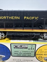 HO Scale Rivarossi, GE U25C Diesel Locomotive, Northern Pacific, Black #2500