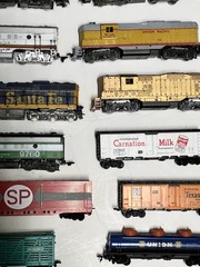 Vintage Lot Of 15 Ho Scale Train Used Parts Repair LOCOMOTIVE Various Brands toy