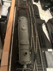HO SCALE-MILWAUKEE ROAD “CHIPPEWA” 4-6-2 ENGINE #5087+TENDER -RIVAROSSI AHM