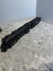 The Texas Chugger Engine A.T.&S.F. And Tender is Santa Fe by Bachmann No Box