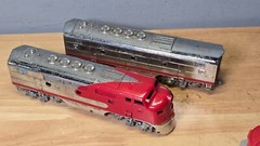 VARNEY CHROME DIESEL LOCOMOTIVE HO Scale 1946 1947 A&B Shells Vintage F-Unit Set