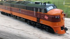 Proto-2000 E7a PAIR Milwaukee Road Hiawatha
