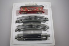 Hawthorne Village Bradford Exchange Budweiser Train Clydesdale Car & Tracks COA