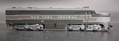 N Gauge Kato PA1 # 4201 & PB1 # 4301 Locomotive Set New York Central 106-0701