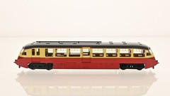 Dapol W8 BR Streamlined Diesel Railcar OO scale