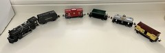 Lionel prewar 249e engine With Whistle Tender & 4 cars
