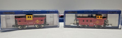 Bachmann N Scale Santa Fe 4-8-4 Steam Loco & Tender 3780, Diesel 353, & 13 Cars