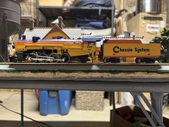 AHM HO Big Mike 2-8-2 Chessie System Mikado Steam Loco w/ Tender Smoke & Caboose