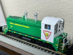NORTH AMERICAN ETHANOL SW9/1200 SWITCH LOCO- DCC – HO Scale “QUANTUM SOUND” NEW