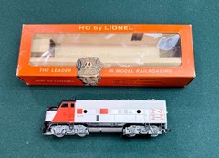 Lionel HO New Haven 272 Powered A (diesel), item 533, produced by Athearn – 1958