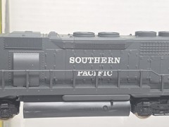 AHM HO Scale 5030-06 Southern Pacific 8444 EMD SD-40 Diesel Loco W/Flywheel NOS