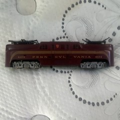 Pennsylvania Railroad N Scale Electric Locomotive #4173 Maroon/Gold/Gray DC