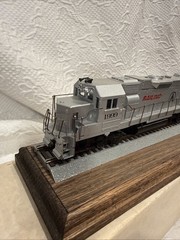 HO Scale 1999 KATO EMD, TTCI Railing, With Track Stand, Excellent