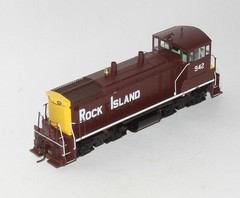 Athearn RTR SW1500 Rock Island RI 942 DCC Ready HO Scale