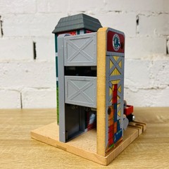 Sodor Paint Company Factory – Thomas The Tank & Friends Wooden Railway Trains