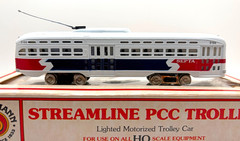 HO BACHMANN 41-629-C1 STREAMLINE PCC TROLLEY SEPTA