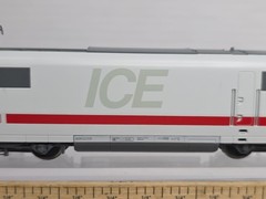 Roco HO Scale Powered 401012-0 DB ICE High Speed Bullet Train Runs Well