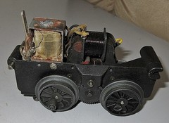 LIONEL #1665 0-4-0 POST WAR STEAM SWITCHER MOTOR & E UNIT ASSEMBLY