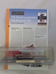 Del Prado World’s Great Locomotives ~ USA F45 Diesel Loco Santa Fe 100 1:160 MIP