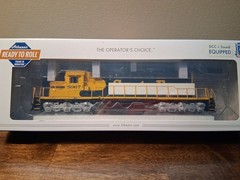 Athearn Ready To Roll Santa Fe SD40-2 With Tsunami 2 DCC/sound