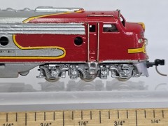 Con Cor N Scale Custom Santa Fe E8 Dummy Diesel Locomtive Lighted Knuckles ATSF