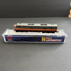 N Scale Life-Like 7038 MILW Milwaukee Road EMD E7A Diesel Locomotive #18A READ
