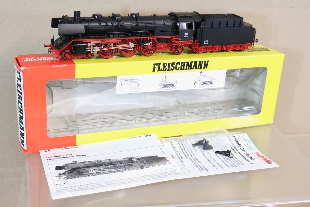 FLEISCHMANN 1103 MARKLIN DIGITAL AC DB 4-6-2 BR 03 094 EXPRESS LOCOMOTIVE on