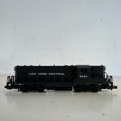 Atlas 4307 N Scale New York Central NYC 5601 GP-7 Diesel Engine Locomotive