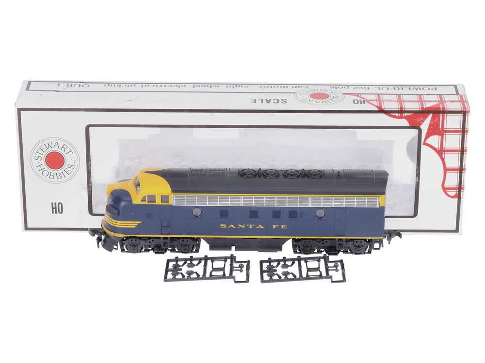 Stewart 8450 HO Santa Fe F3A Phase IV Powered Diesel Locomotive LN/Box