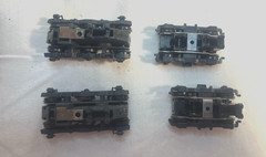 HO scale locomotive PARTS, 2 sets of dummy trucks, no gears, unknown manufacture
