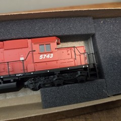 Beautiful Athearn SD-40-2 CP-Rail RR￼Diesel Locomotive HO 5743